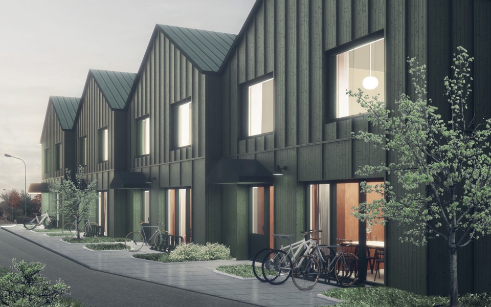 Illustration på ny bebyggelse. Den visar tre sammanhängande radhus. Utanför radhusen entréer finns uteplatser med utemöbler och cyklar.  